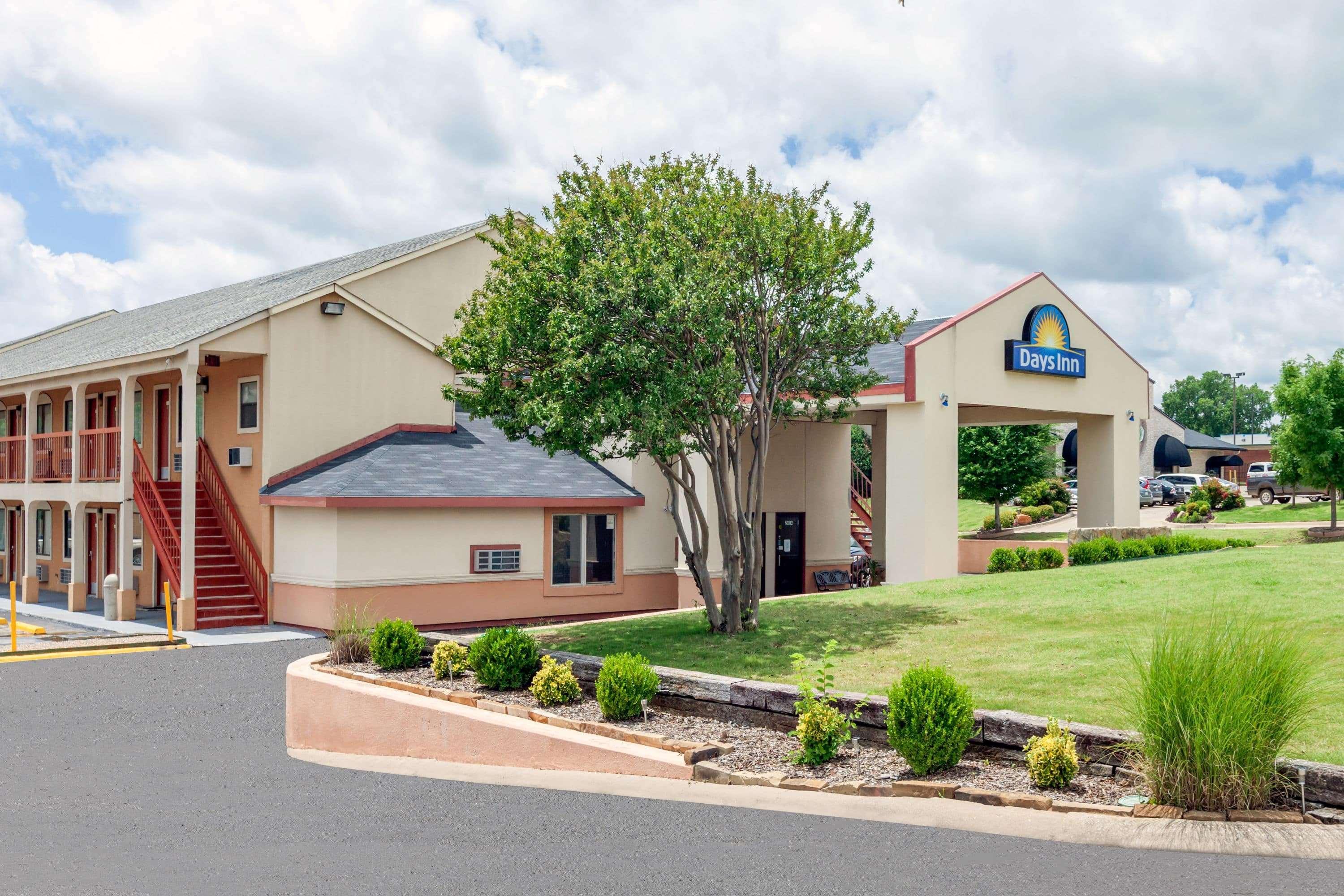 Days Inn By Wyndham Ardmore Exterior foto